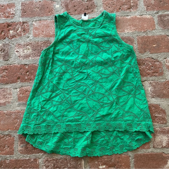 CAbi Cottagecore Gemma Green Eyelet Blouse Sleeveless Tank Top 5036 size medium - Picture 1 of 16